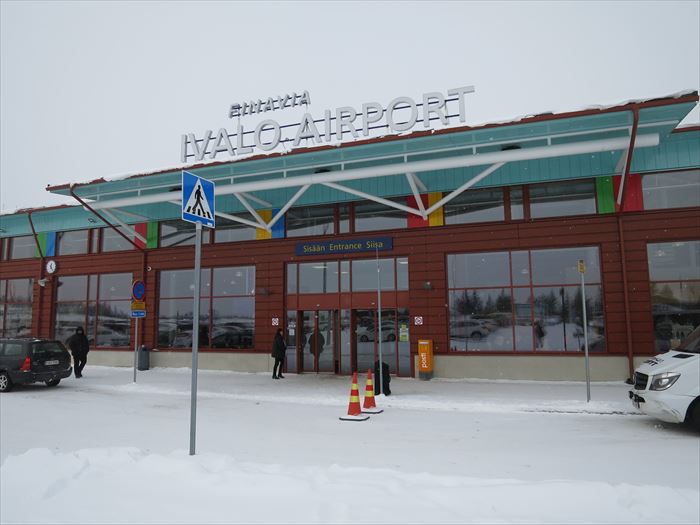 サーリセルカのイヴァロ空港