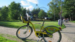 シティバイクとリンネンマキ遊園地