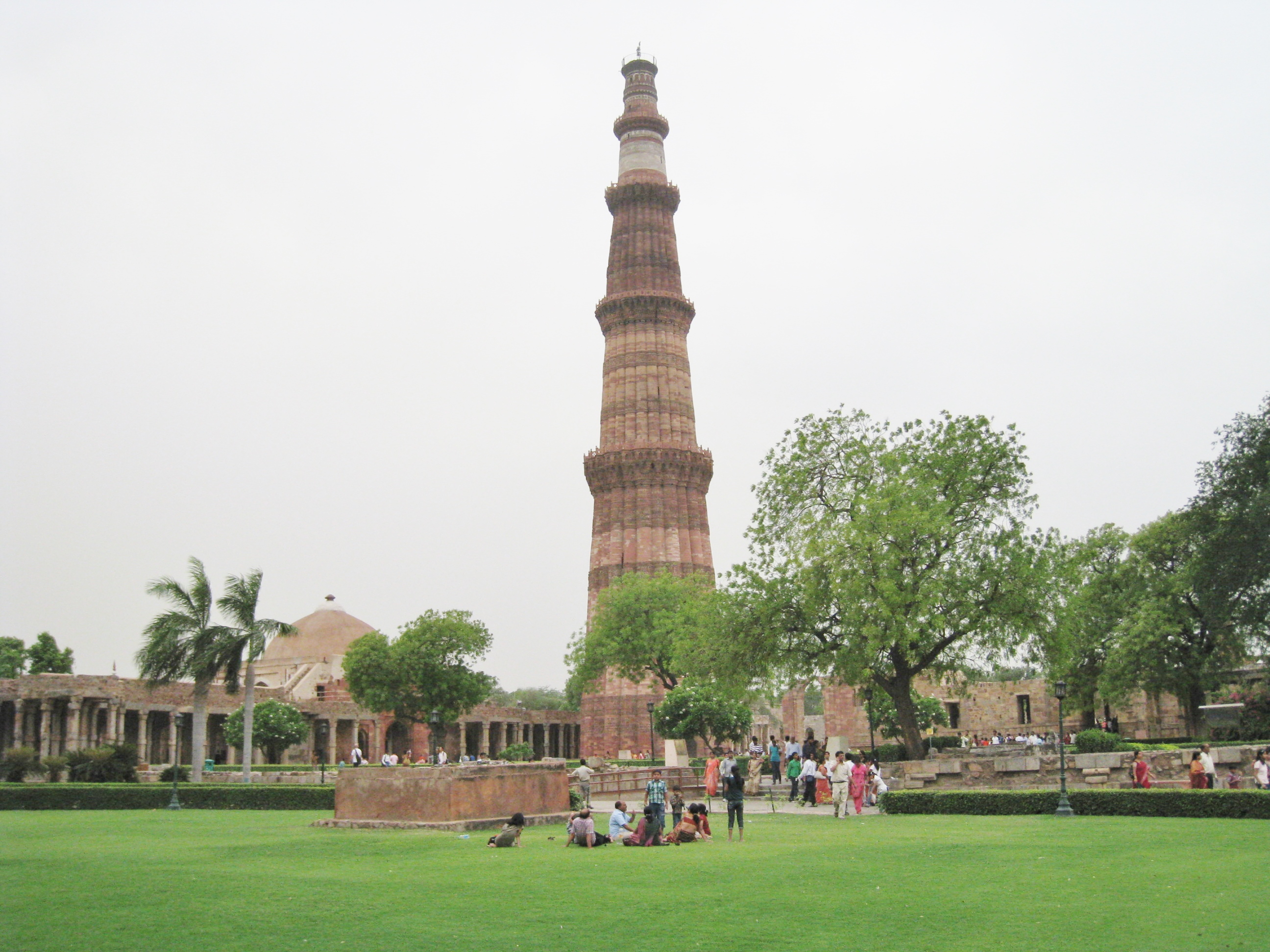 インド旅行記23 デリーの世界遺産で ３本のユニークな柱を見てきました いい旅インド オーダーメイドであなただけのインド旅行を