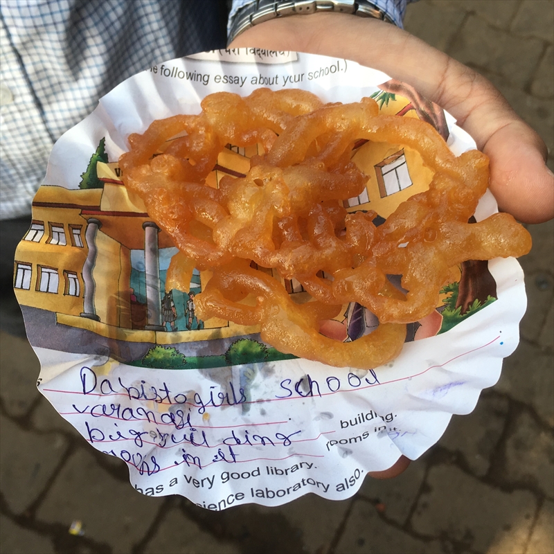 インドの定番お菓子「ジャレビー」