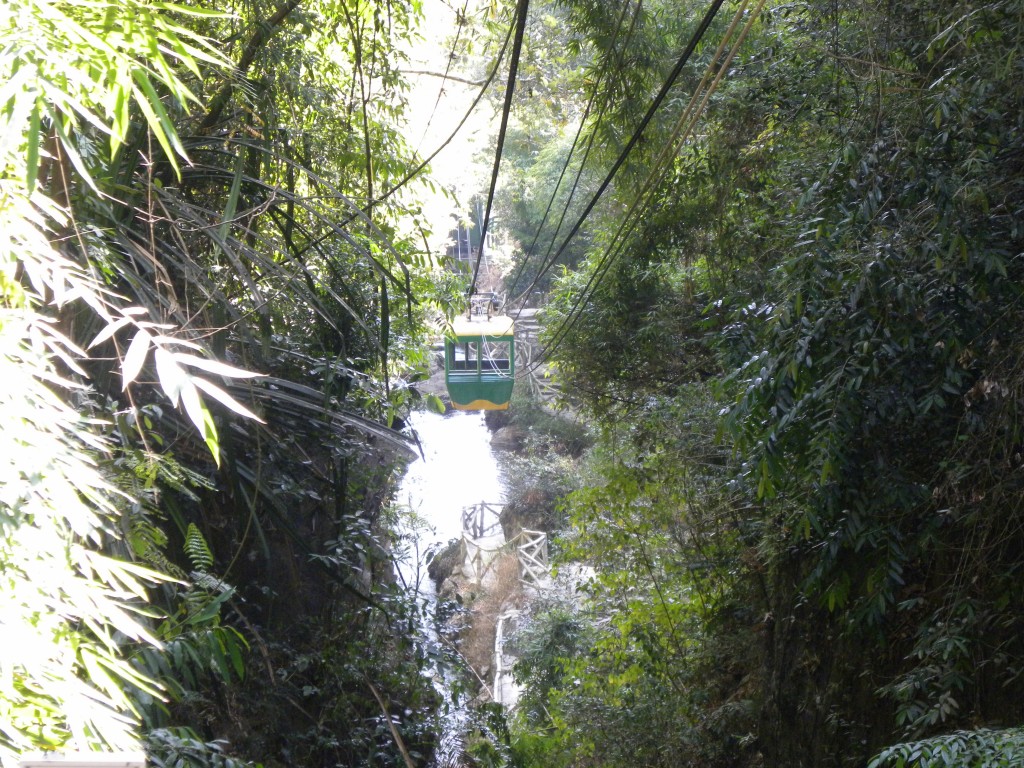 ダタンラ滝